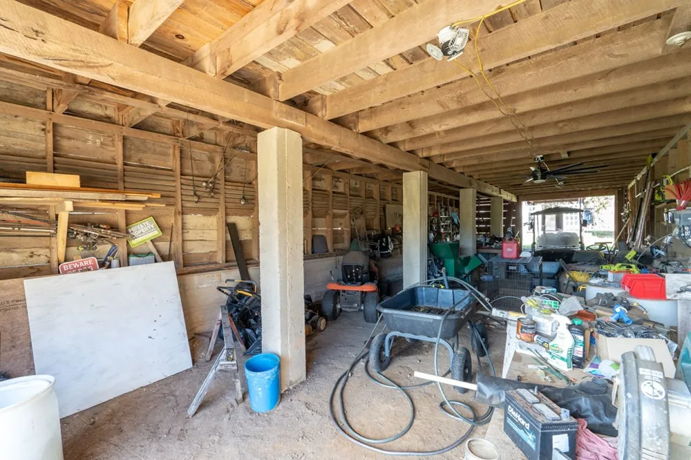 106 Settawig Road Brasstown, NC 28902