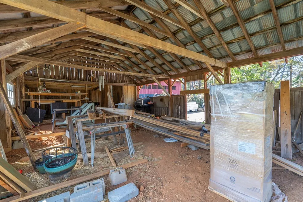 106 Settawig Road Brasstown, NC 28902