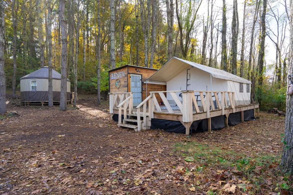 106 Settawig Road Brasstown, NC 28902