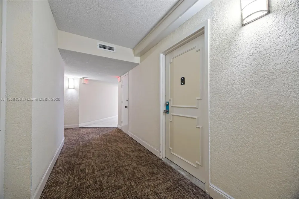 2750 NE 183rd St #2601 Aventura, FL 33160