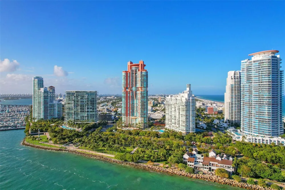 300 S Pointe Dr #4306 Miami Beach, FL 33139