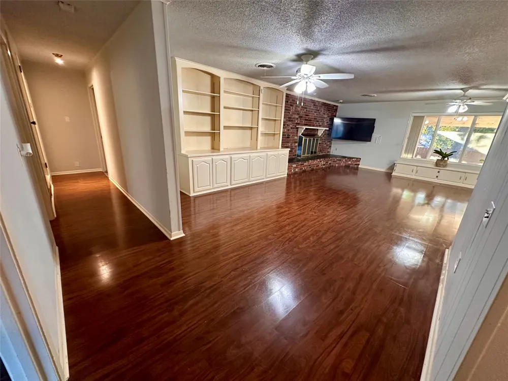 107 Arkansas Street Seymour, TX 76380