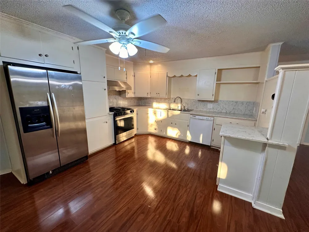 107 Arkansas Street Seymour, TX 76380