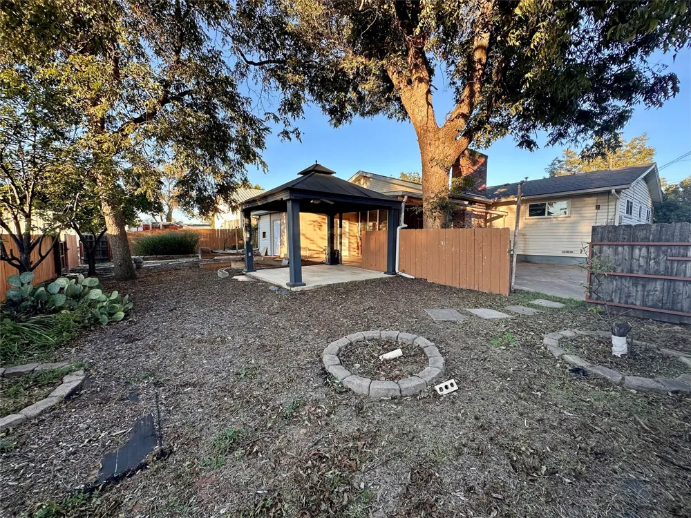 107 Arkansas Street Seymour, TX 76380