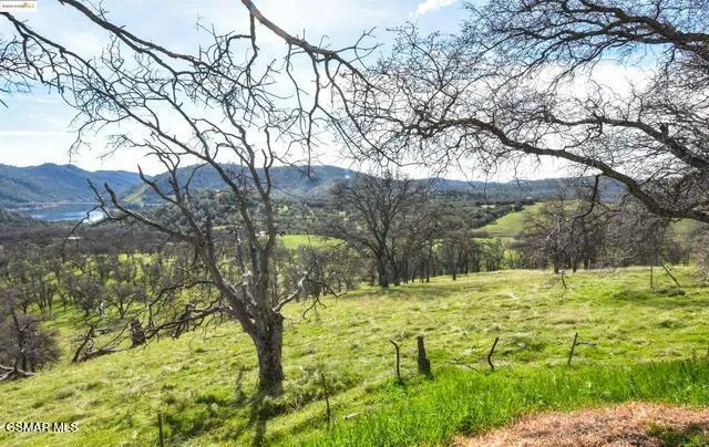 13300 Lone Bend Road Jamestown, CA 95327