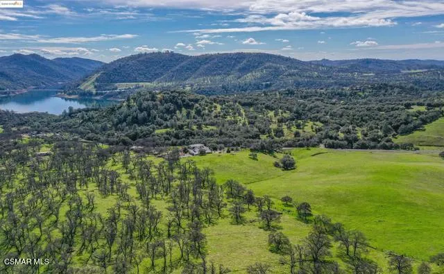 13300 Lone Bend Road Jamestown, CA 95327