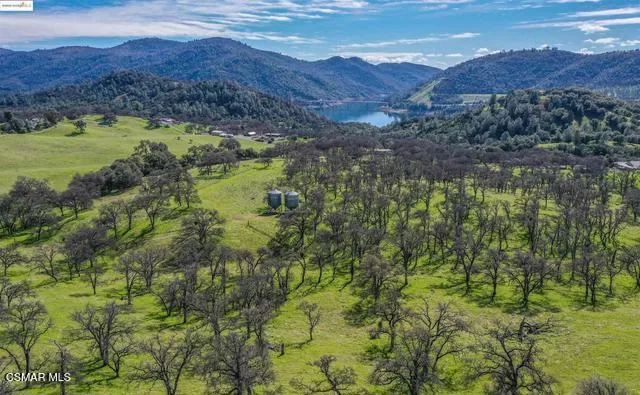 13300 Lone Bend Road Jamestown, CA 95327