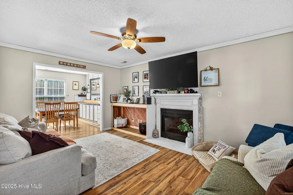 203 Reef Lane Richlands, NC 28574