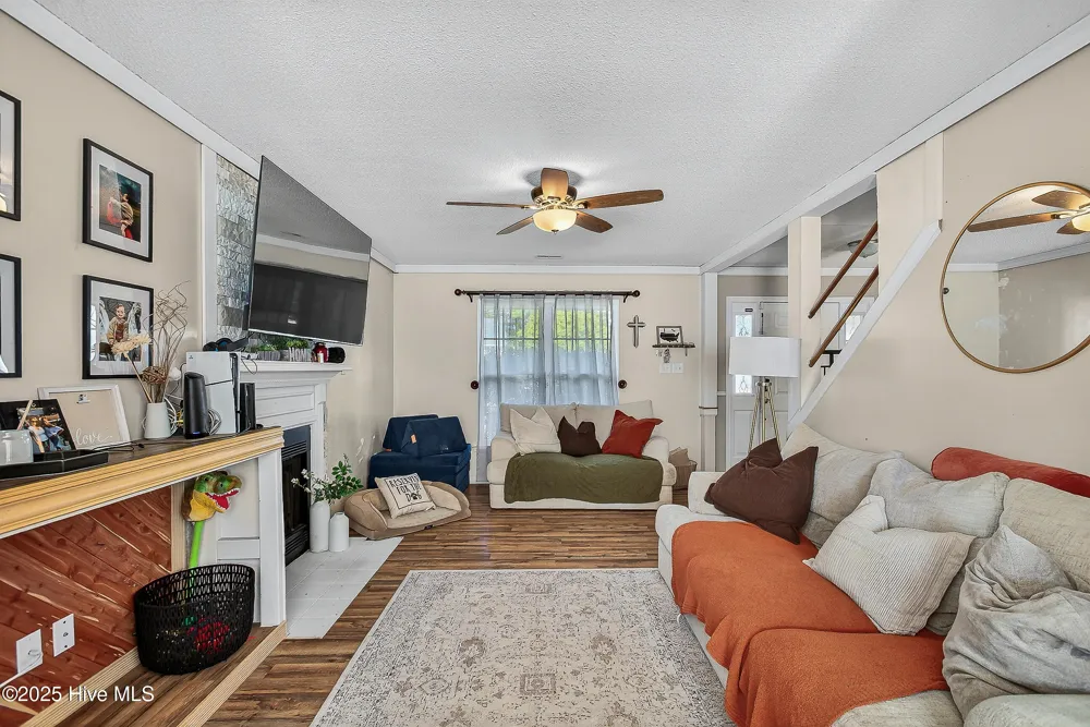 203 Reef Lane Richlands, NC 28574