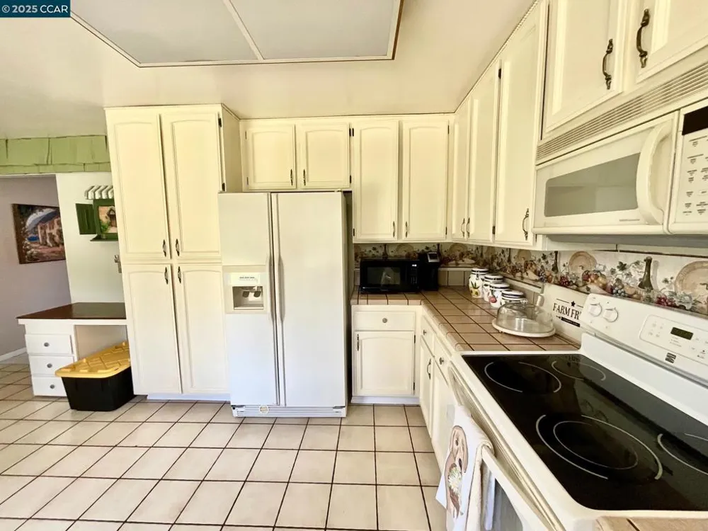 403 Gerald Court Benicia, CA 94510