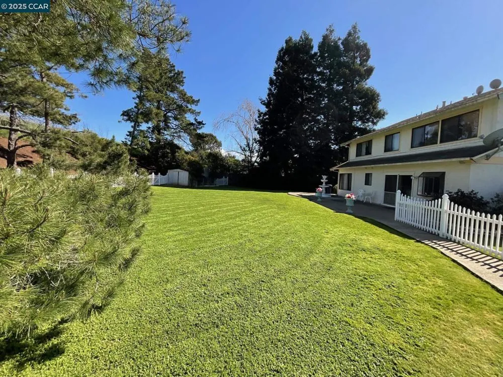 403 Gerald Court Benicia, CA 94510