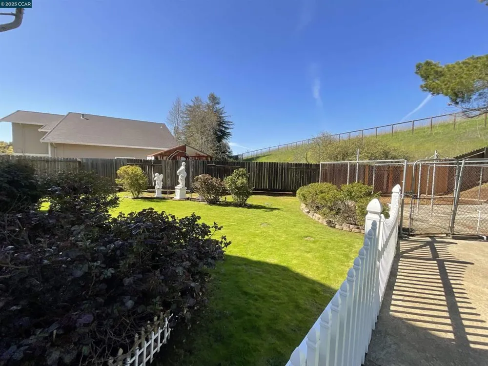403 Gerald Court Benicia, CA 94510