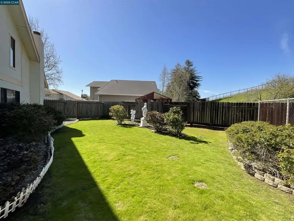 403 Gerald Court Benicia, CA 94510