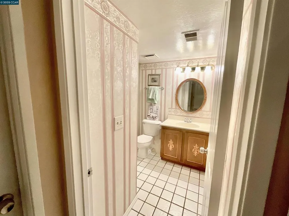 403 Gerald Court Benicia, CA 94510
