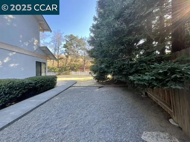 403 Gerald Court Benicia, CA 94510