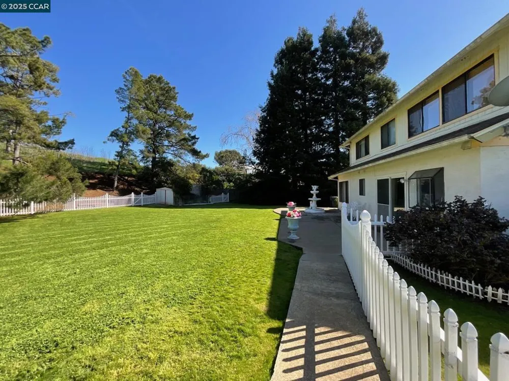 403 Gerald Court Benicia, CA 94510