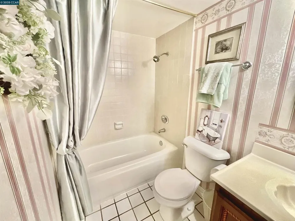 403 Gerald Court Benicia, CA 94510