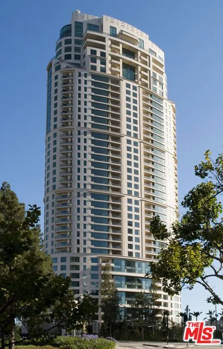 1 W Century Drive #PH 38B