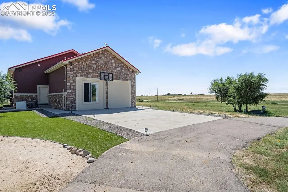 8450 S Edison Road Yoder, CO 80864