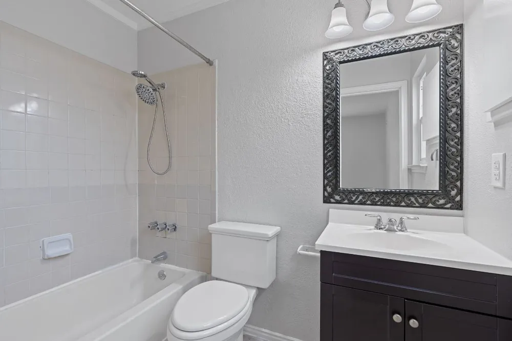 16131 Stoneham Circle Pflugerville, TX 78660