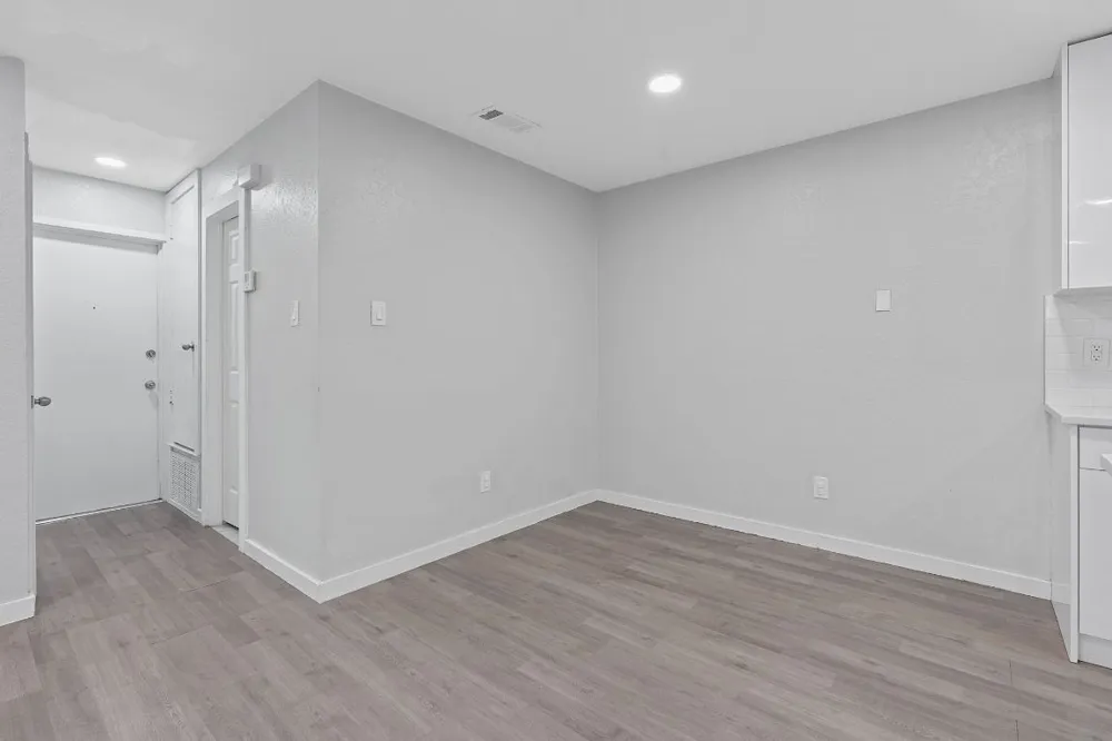 16131 Stoneham Circle Pflugerville, TX 78660