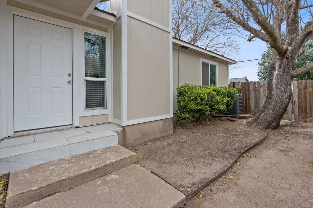 16131 Stoneham Circle Pflugerville, TX 78660
