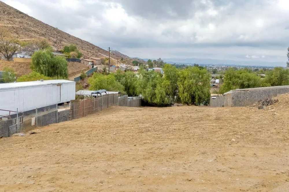 Osborne Ln.  APN 459-212-021 - LOT 75 Homeland, CA 92548