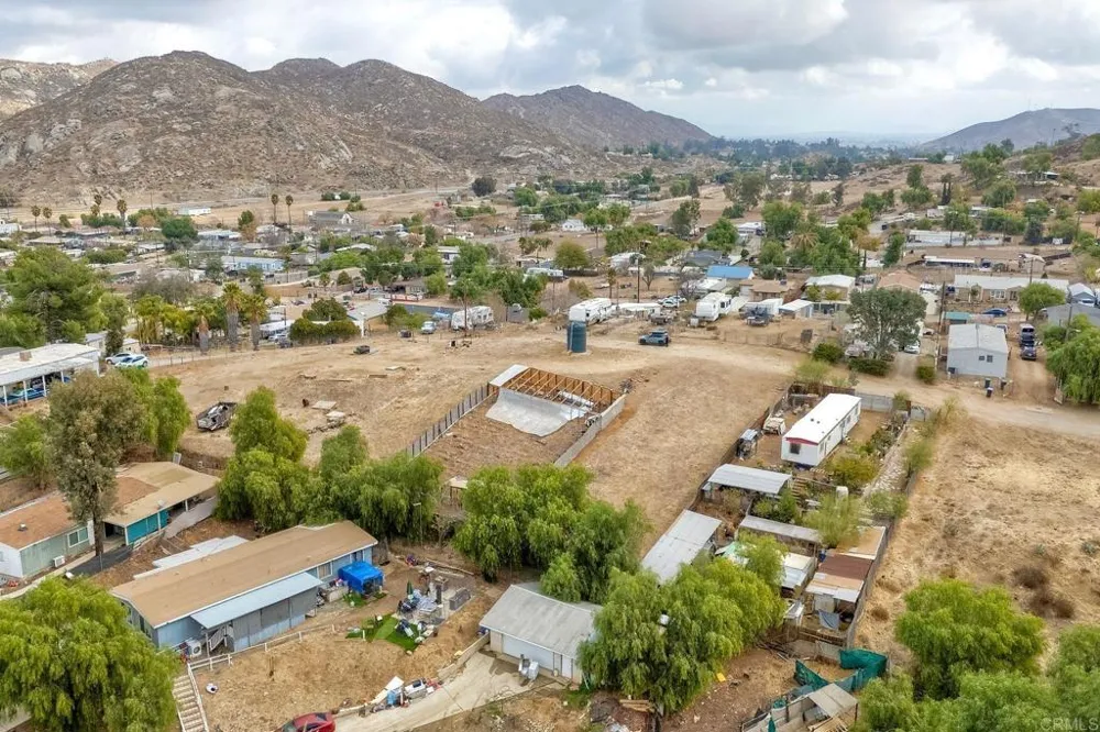 Osborne Ln.  APN 459-212-021 - LOT 75 Homeland, CA 92548