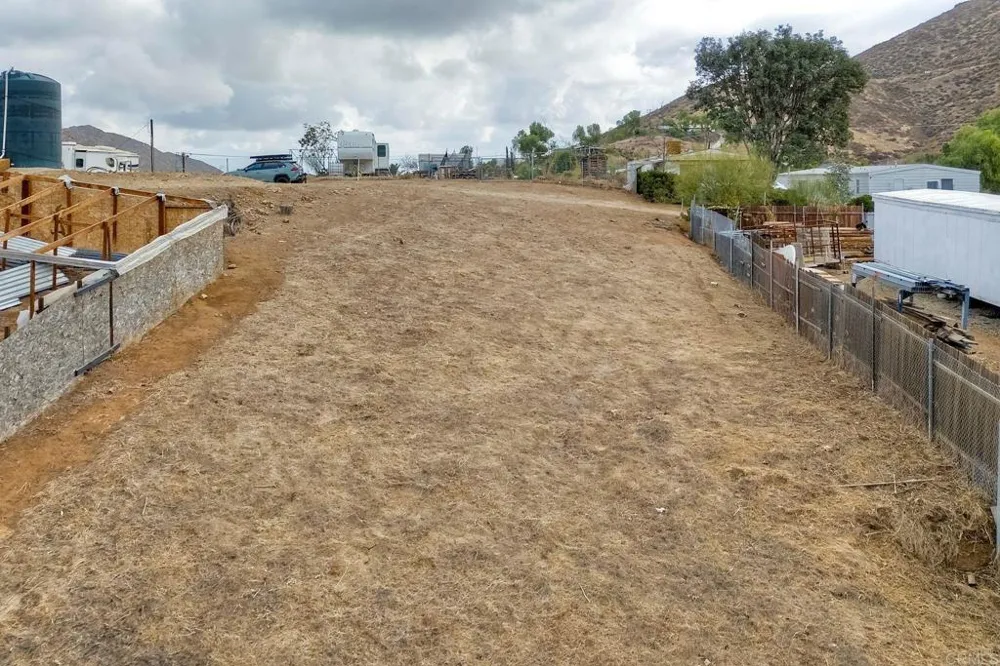 Osborne Ln.  APN 459-212-021 - LOT 75 Homeland, CA 92548