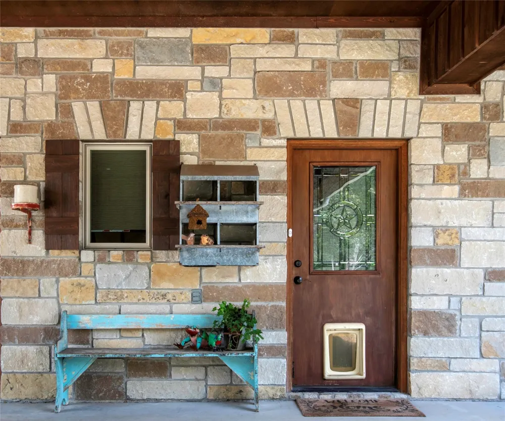 395 County Rd 2530 Meridian, TX 76665
