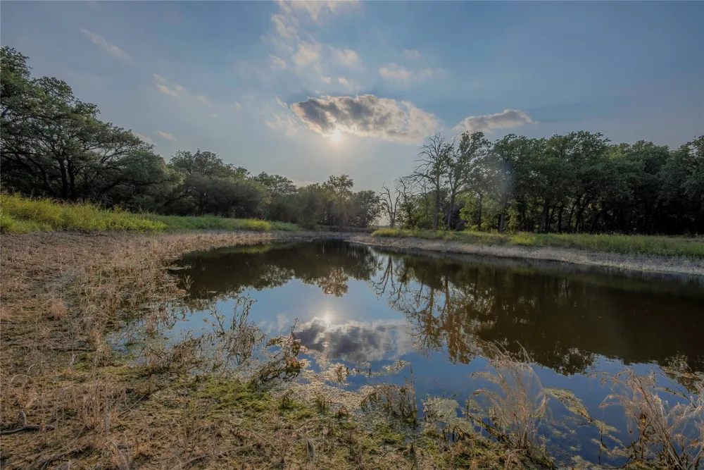 11157 State Highway 36 Jonesboro, TX 76538
