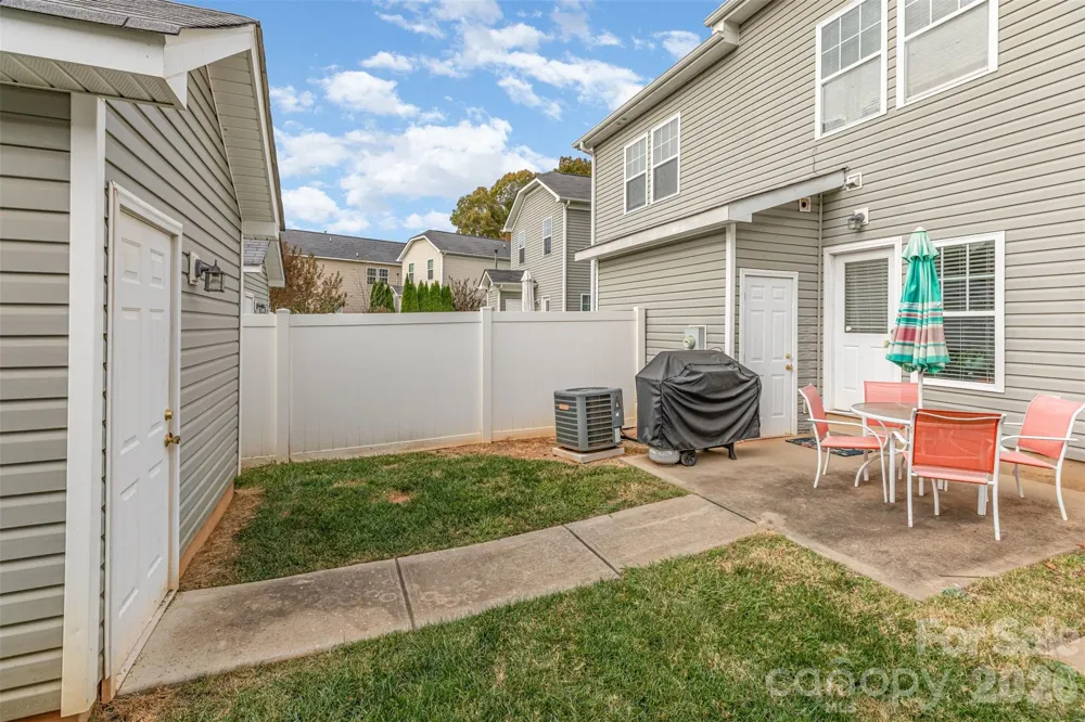 7167 April Mist Trail Huntersville, NC 28078