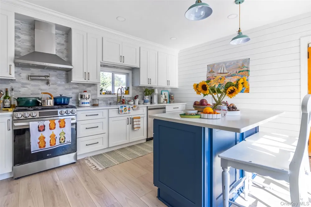 312 5th Avenue Greenport, NY 11944
