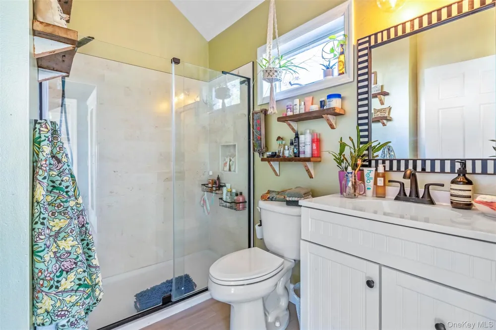 312 5th Avenue Greenport, NY 11944