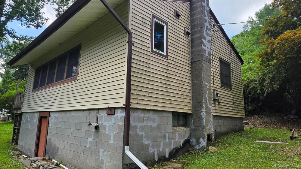 5 Birch Drive Holmes, NY 12531