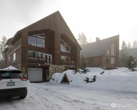 15 Guye Peak Lane