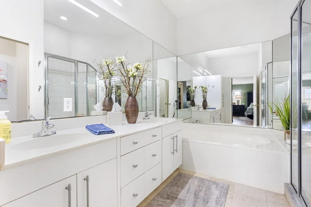 138 STRATFORD COURT Haines City, FL 33844