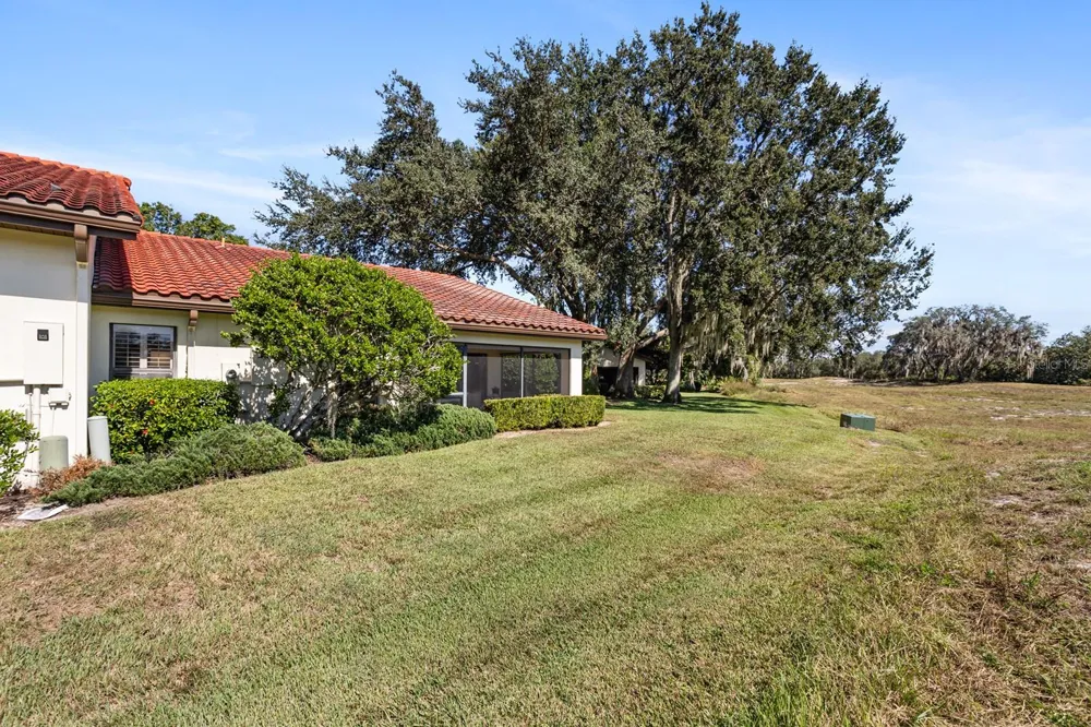 138 STRATFORD COURT Haines City, FL 33844