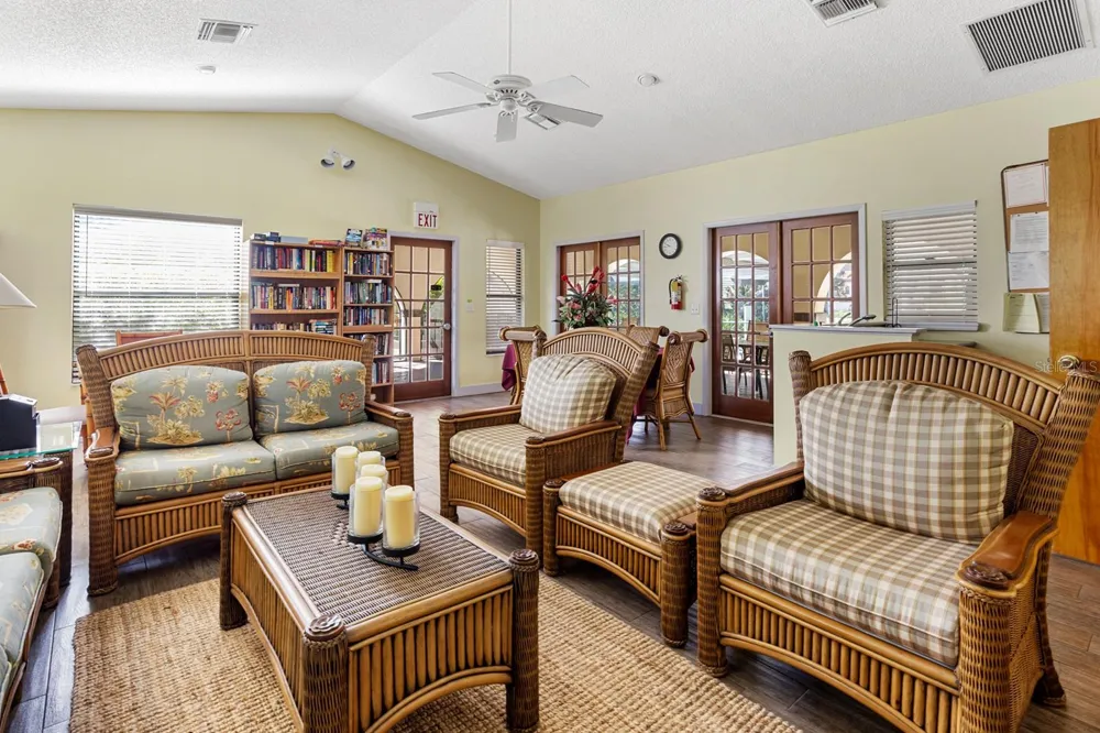 138 STRATFORD COURT Haines City, FL 33844