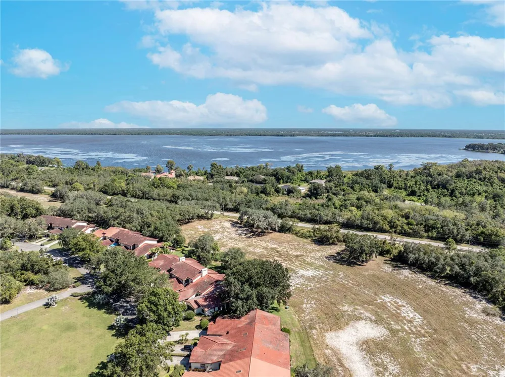 138 STRATFORD COURT Haines City, FL 33844