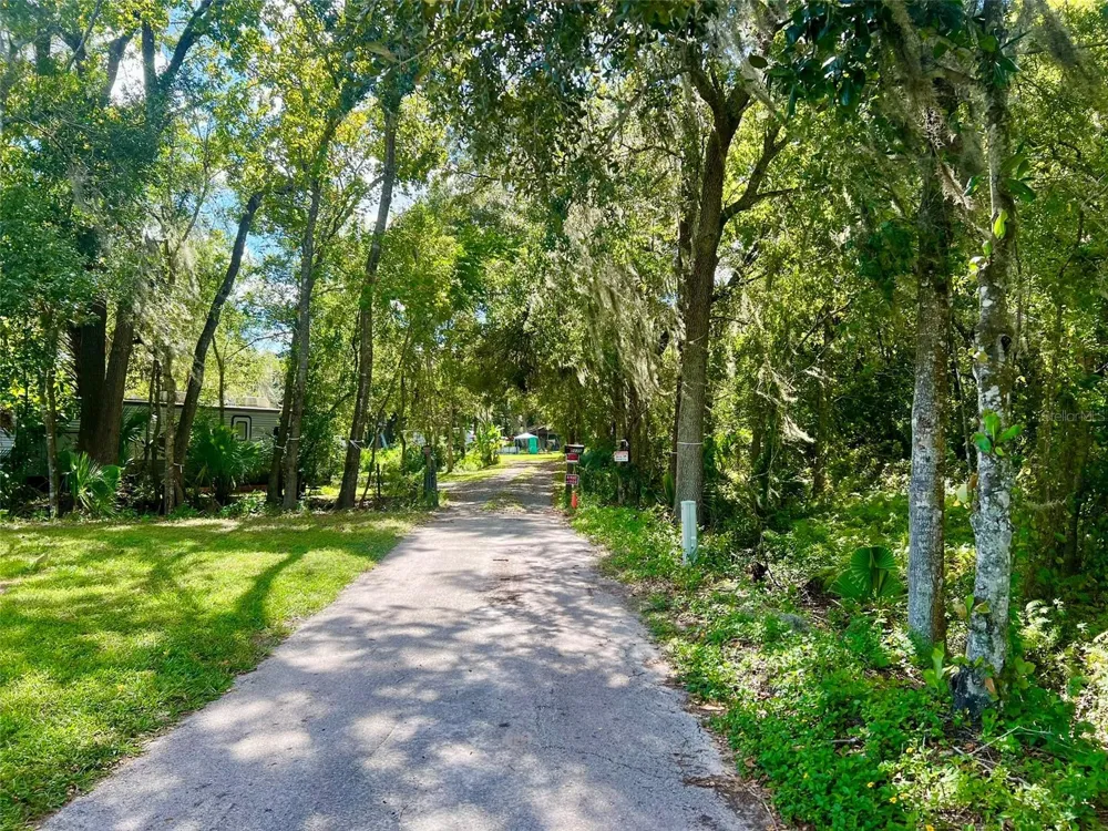 2175 W 25TH STREET Sanford, FL 32771