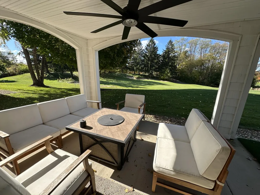 2542 Medinah Lane Hagar Township, MI 49022