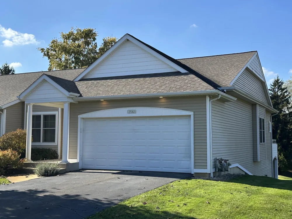 2542 Medinah Lane Hagar Township, MI 49022