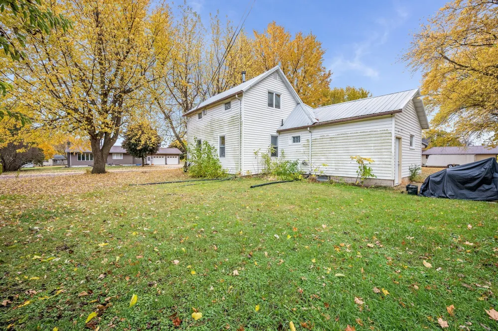 602 Kenzie Street Sherburn, MN 56171