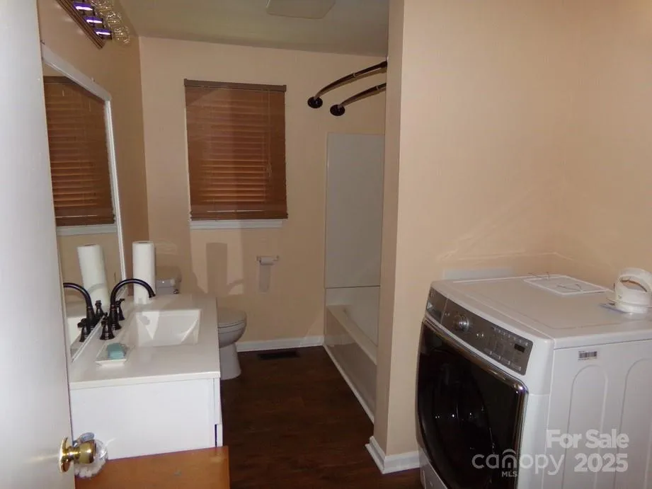 556 Roundtree Circle Chester, SC 29706