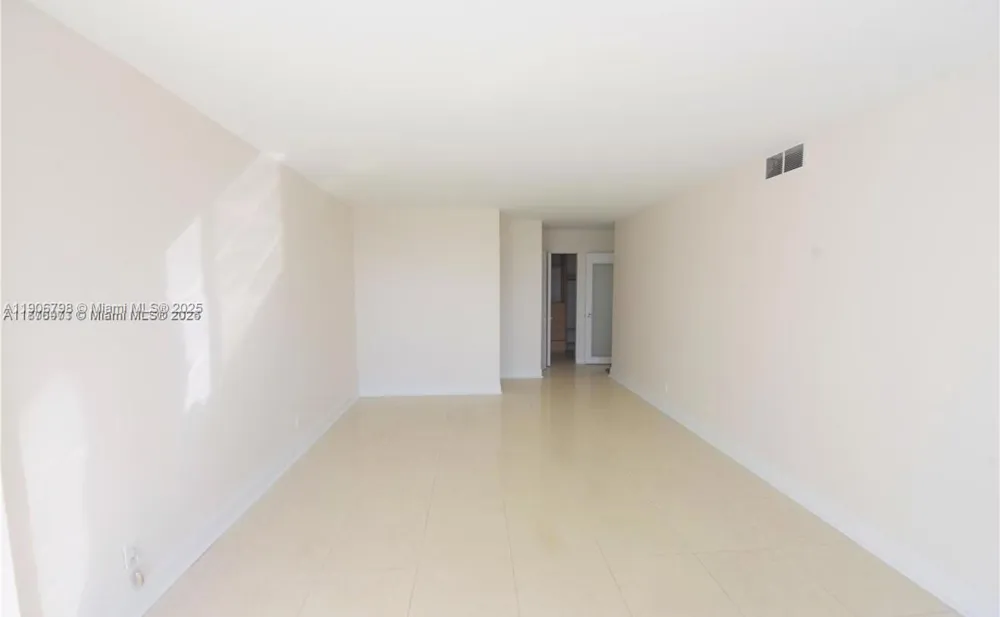 200 Leslie Dr #1124 Hallandale Beach, FL 33009