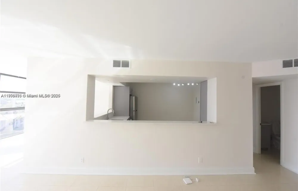 200 Leslie Dr #1124 Hallandale Beach, FL 33009