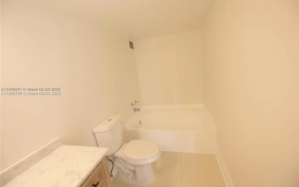 200 Leslie Dr #1124 Hallandale Beach, FL 33009