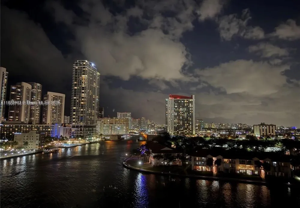 200 Leslie Dr #1124 Hallandale Beach, FL 33009