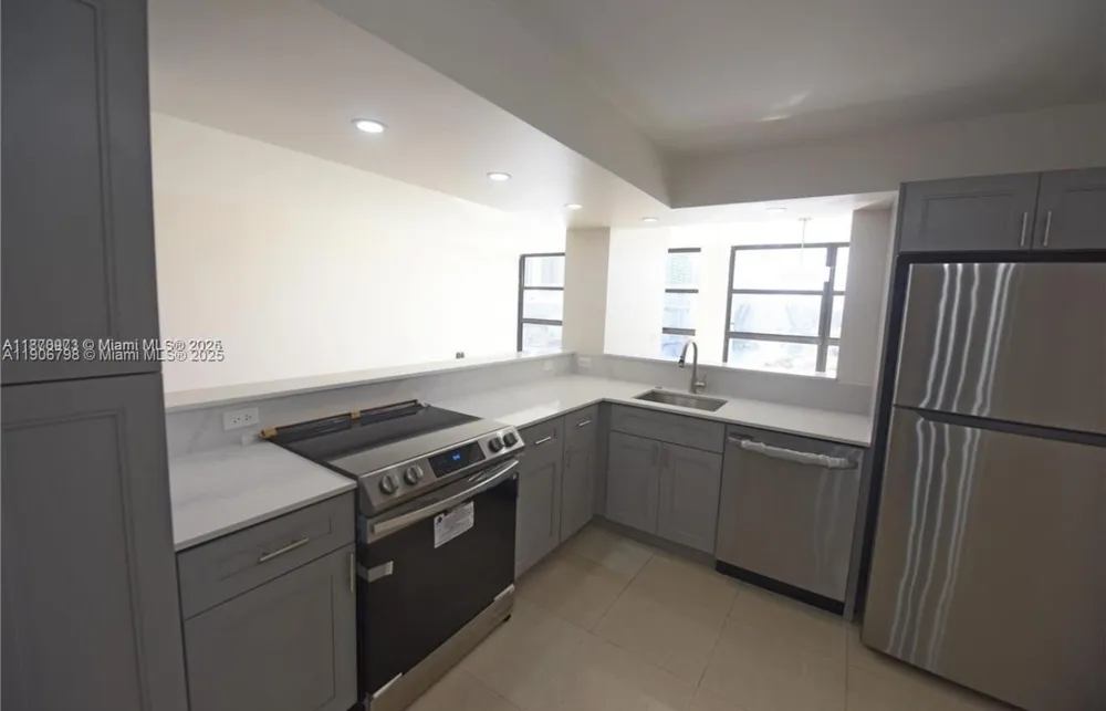 200 Leslie Dr #1124 Hallandale Beach, FL 33009